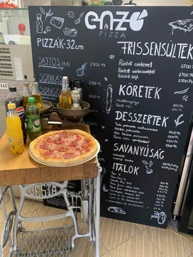 Enzo Pizza borítóképe